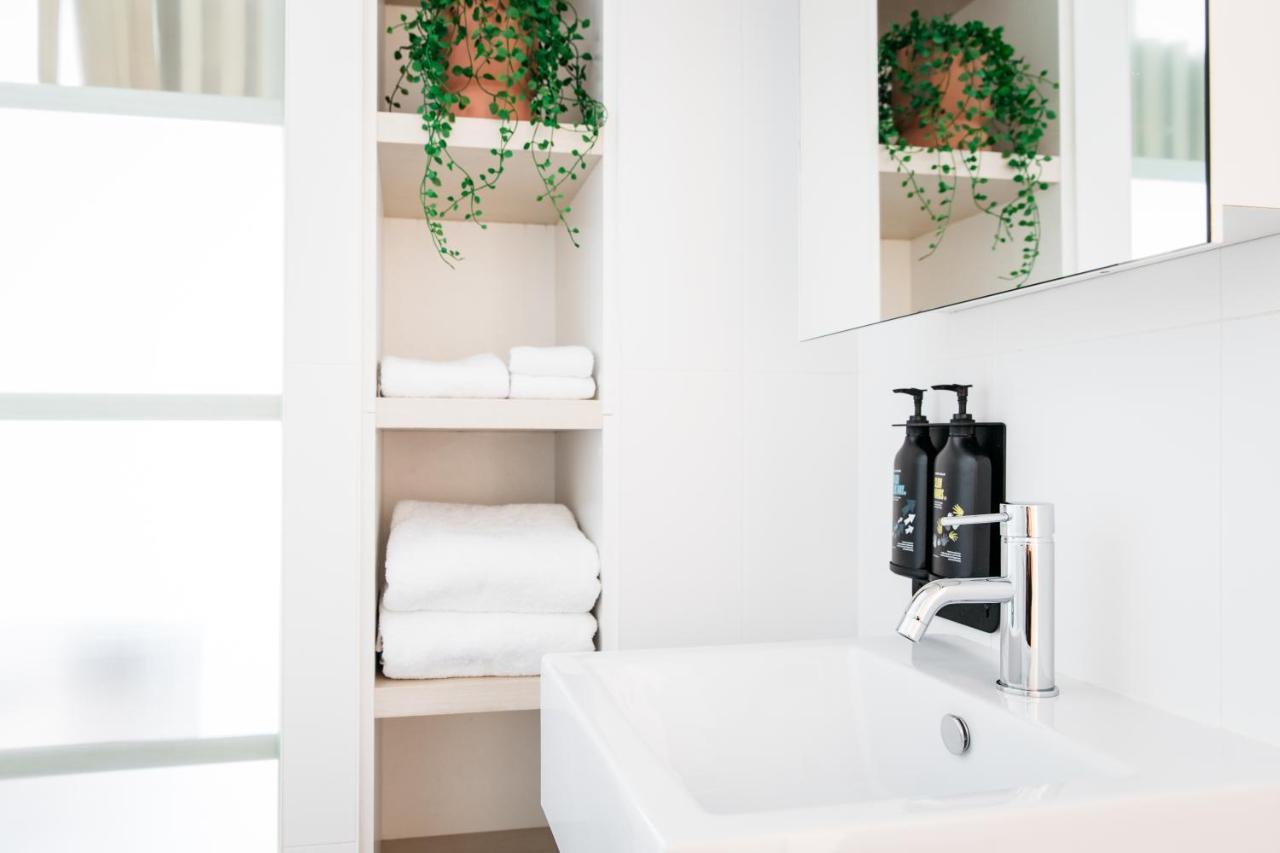 Nishi Apartments Eco Living By Ovolo Canberra Zewnętrze zdjęcie